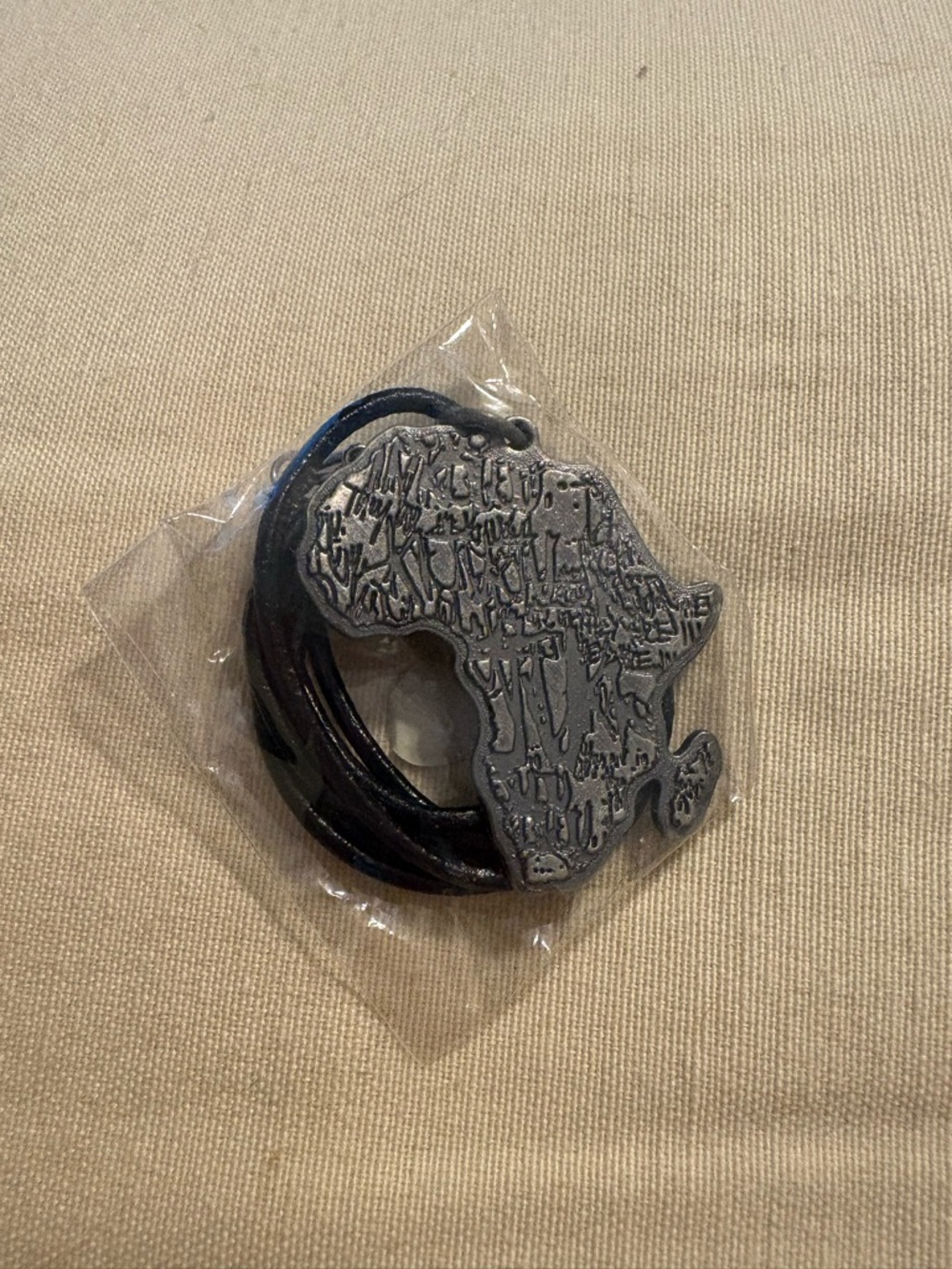 Resident Evil 5 Collectors Edition Kijuju Necklace Pendant Official Capcom NEW